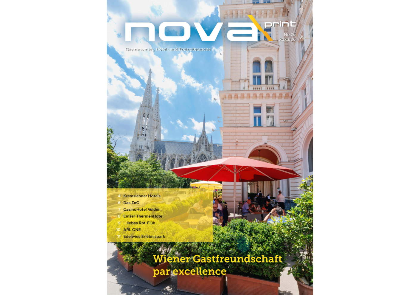 Deckblatt der novaprint, Gastrobereich vor einem Hotel und Kirche im Hintergrund